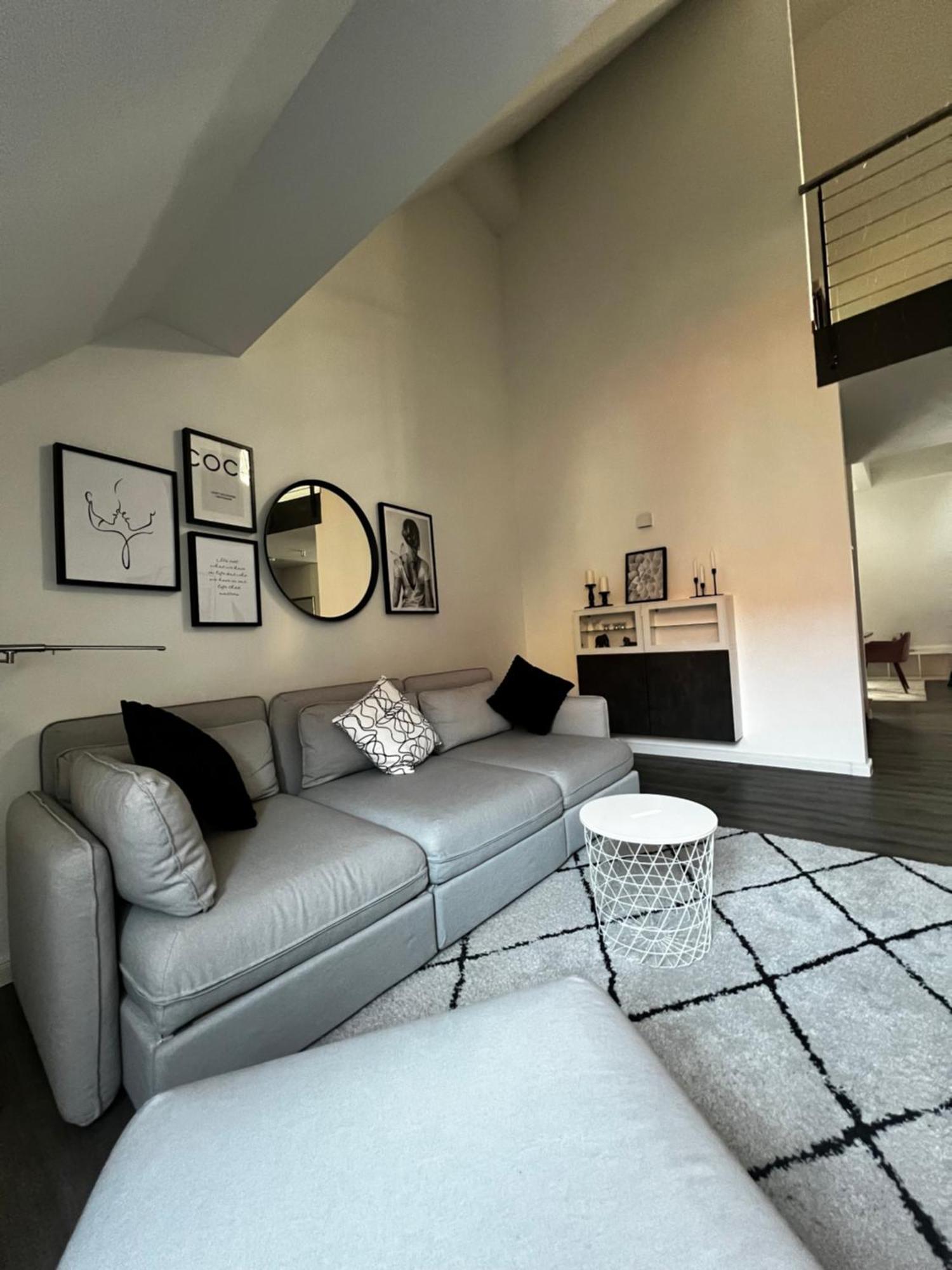 Moderne Galeriewohnung Mit Balkon Und Stellplatz Am Wenigemarkt Ερφούρτη Εξωτερικό φωτογραφία